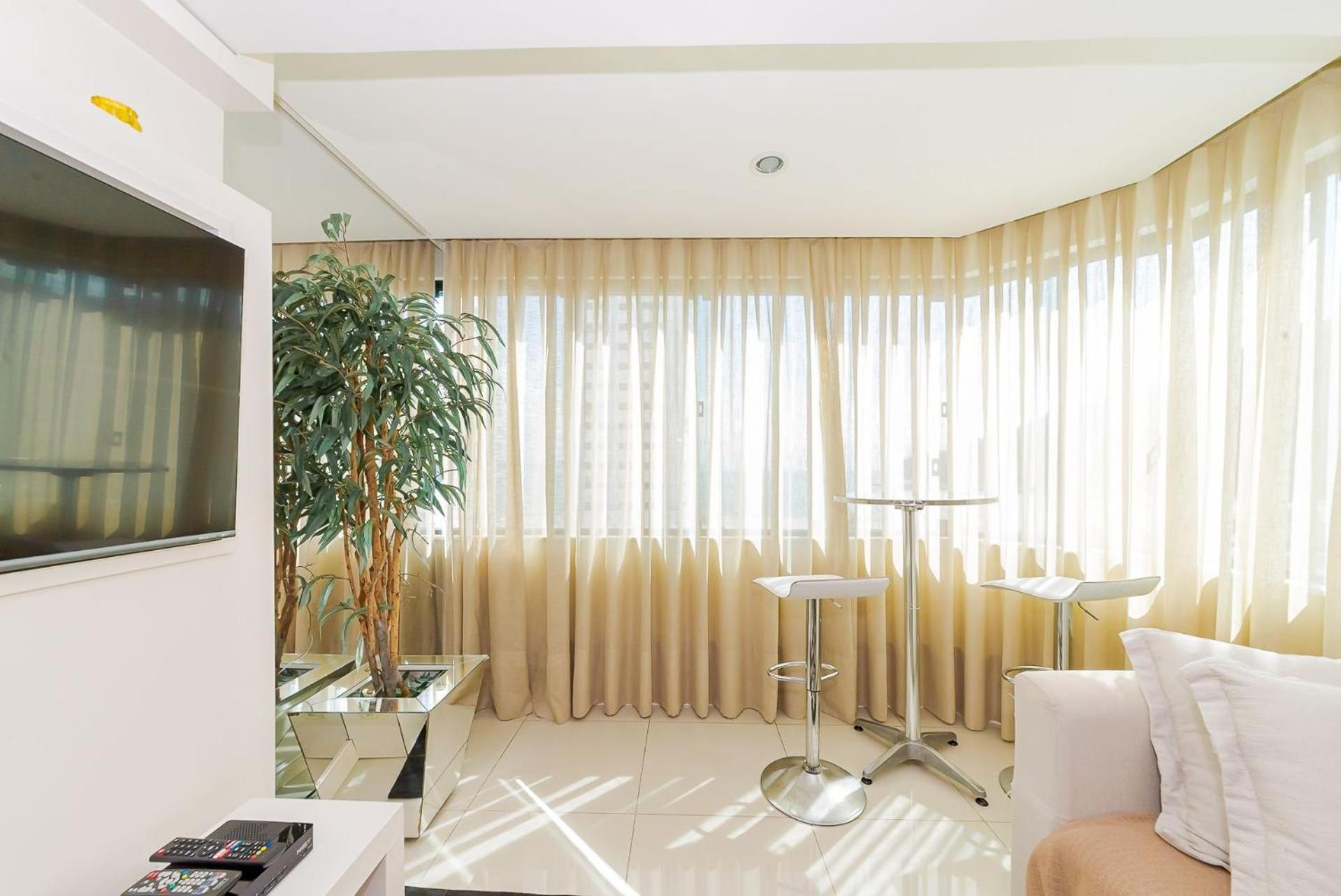 3 Suites Linda Vista Da Orla De Bc A 50M Da Praia - Somente Familiares บัลเนอาริโอ กังโบริว ภายนอก รูปภาพ