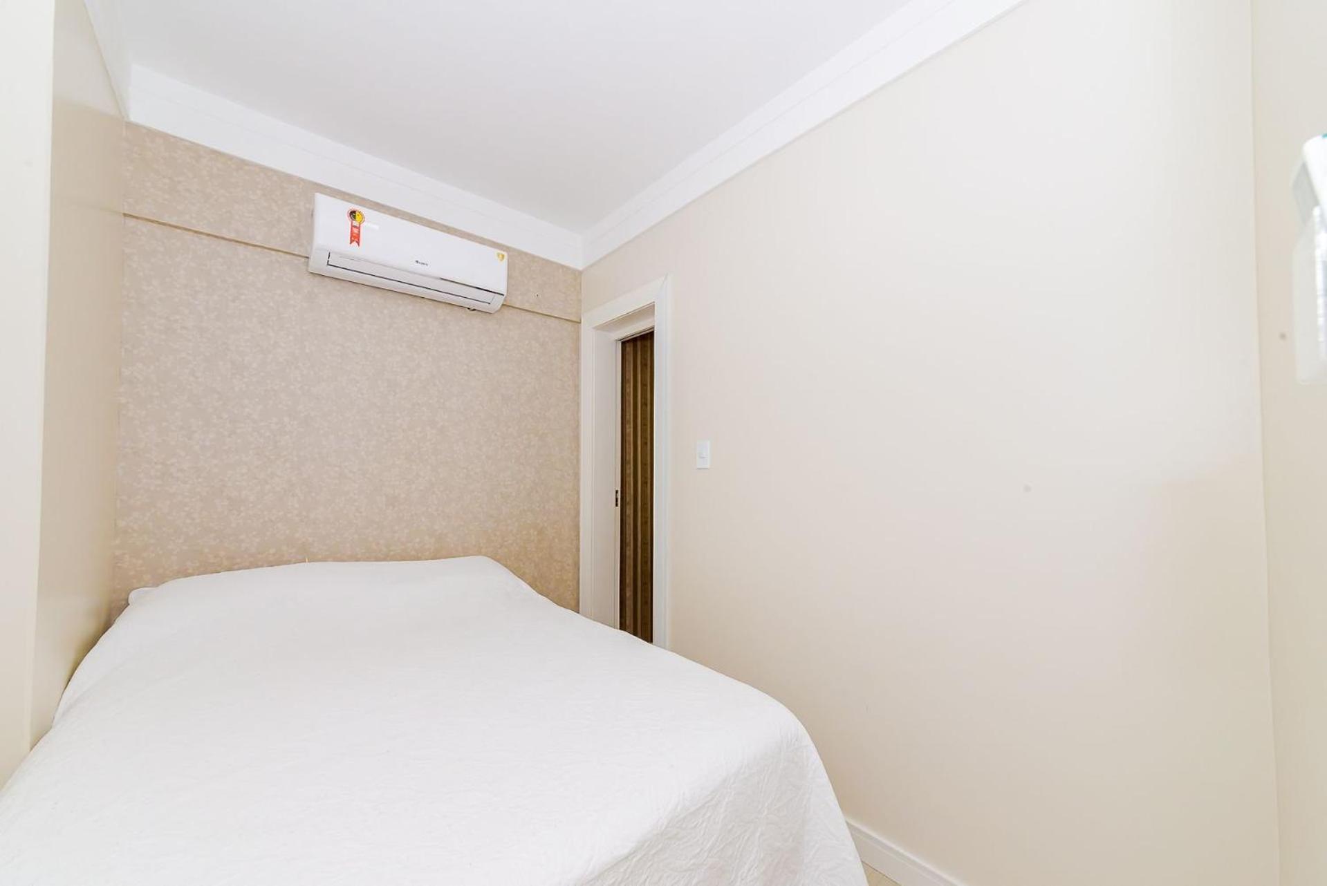 3 Suites Linda Vista Da Orla De Bc A 50M Da Praia - Somente Familiares บัลเนอาริโอ กังโบริว ภายนอก รูปภาพ