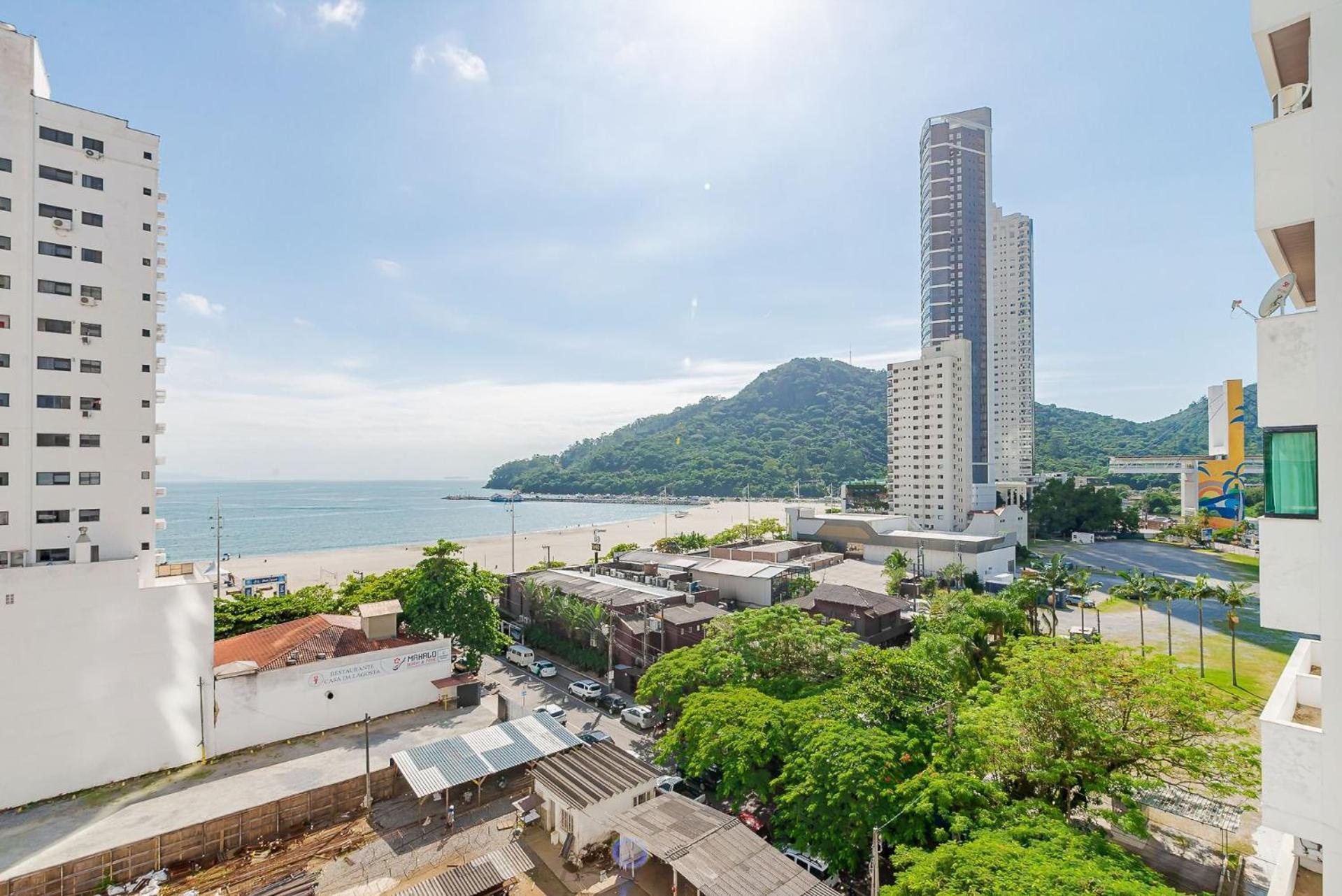 3 Suites Linda Vista Da Orla De Bc A 50M Da Praia - Somente Familiares บัลเนอาริโอ กังโบริว ภายนอก รูปภาพ